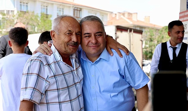 Başkan Özarslan Keçiören Esnafının Yanında