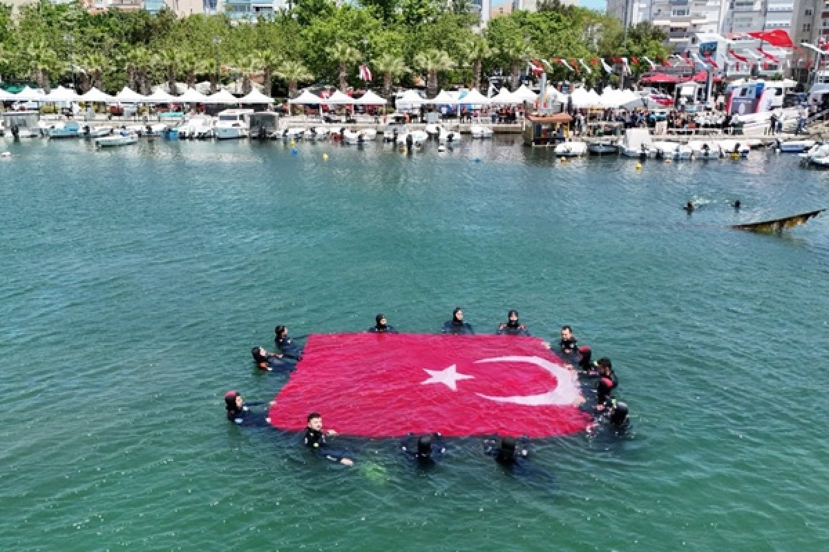 Başkan Balcıoğlu: Denizi temizlemek kıymetlidir ama denizi kirletmeden korumak çok daha değerlidir