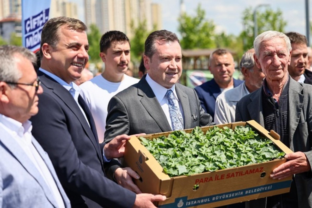 Başkan Balcıoğlu, Yazlık Sebze Fidesi Dağıtım Programı’na katıldı